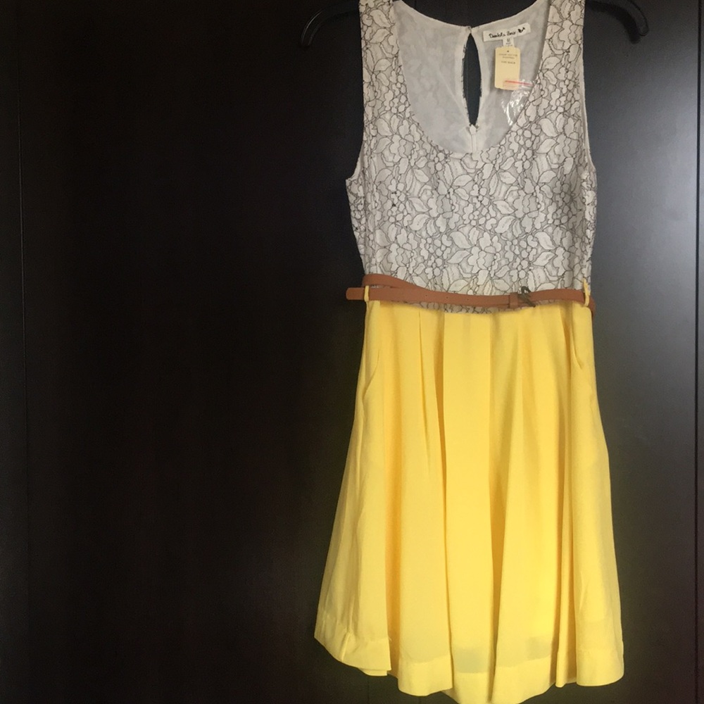 Summer dress perfect for any casual occasion.